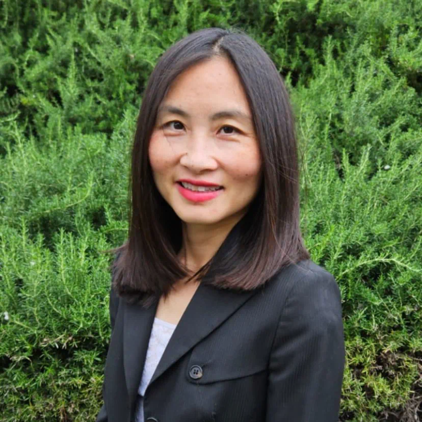 Susan Felke headshot